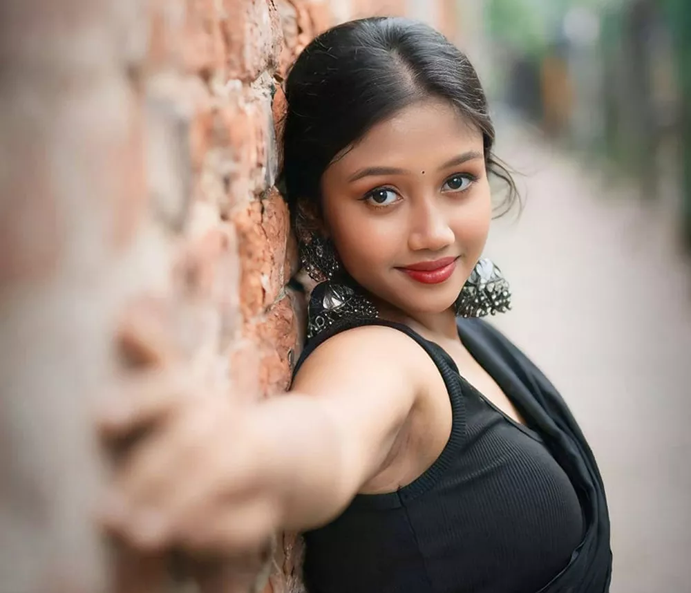 Koregaon Park Call Girl
